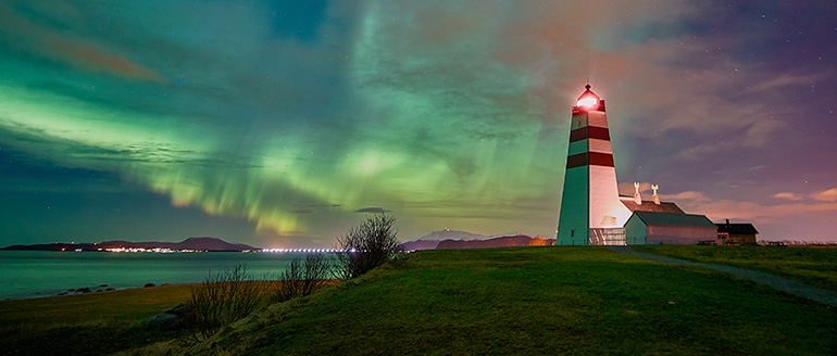 PEI Lighthouse Coastline